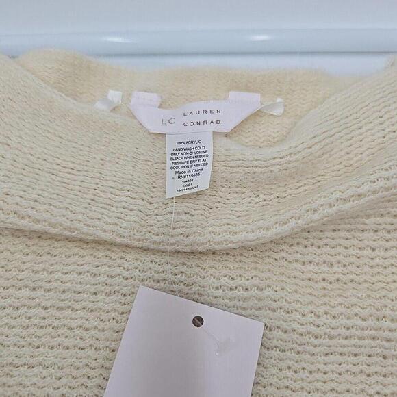 Lauren Conrad Knit Poncho Pullover Shawl Sweater‎ Ivory Rose Pink With Fringe OS - Picture 3 of 12